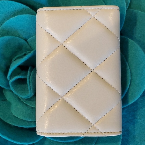 SOLD Gorgeous Chanel Cardholder - Picture 6 of 7